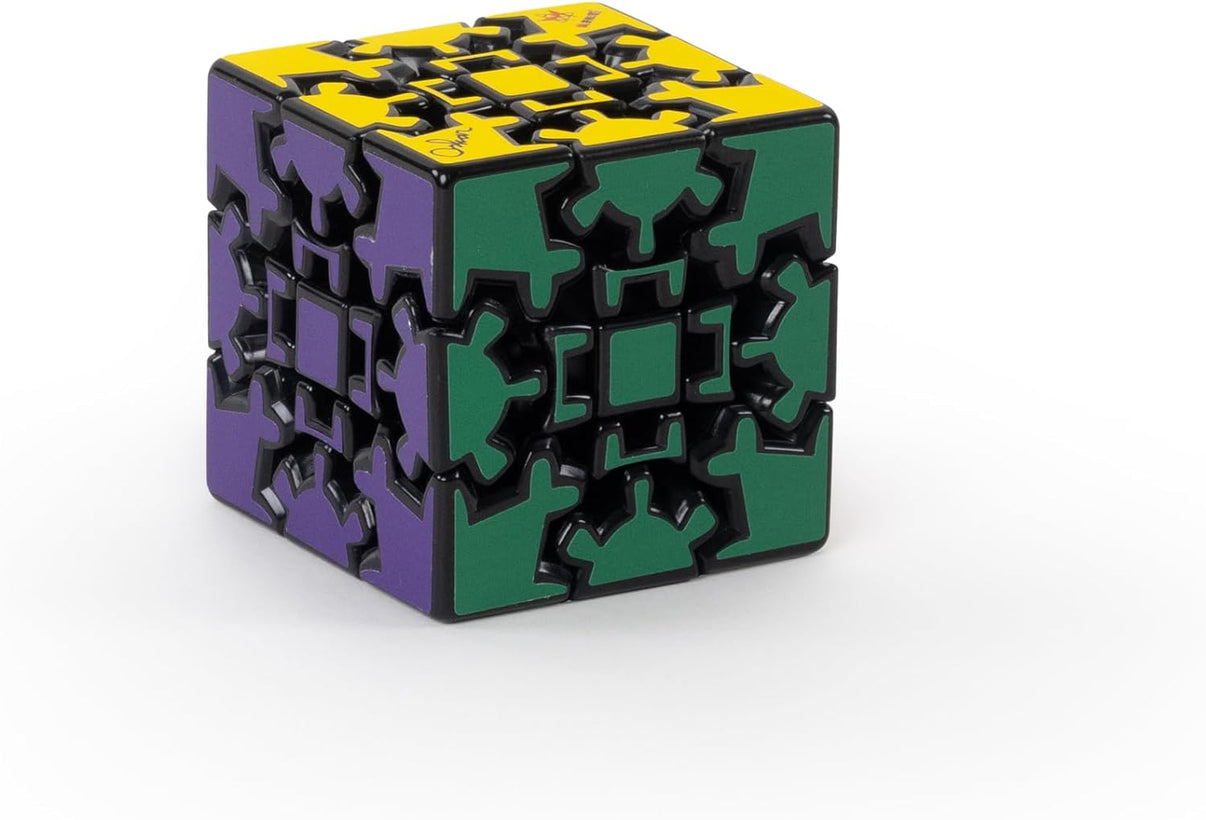 Multicolor puzzle cube with interlocking gear-shaped pieces and patterned sides