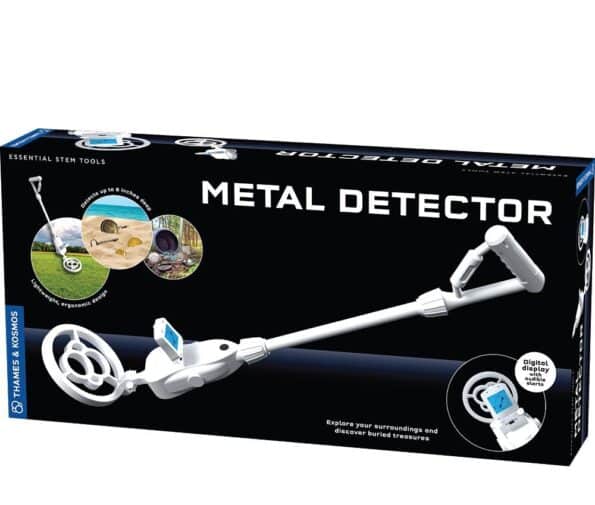 Metal detector retail box with white handle and blue digital display