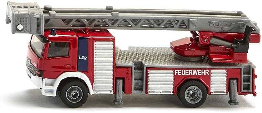 1:87 fire engine model with red cab, white striping, and extended ladder