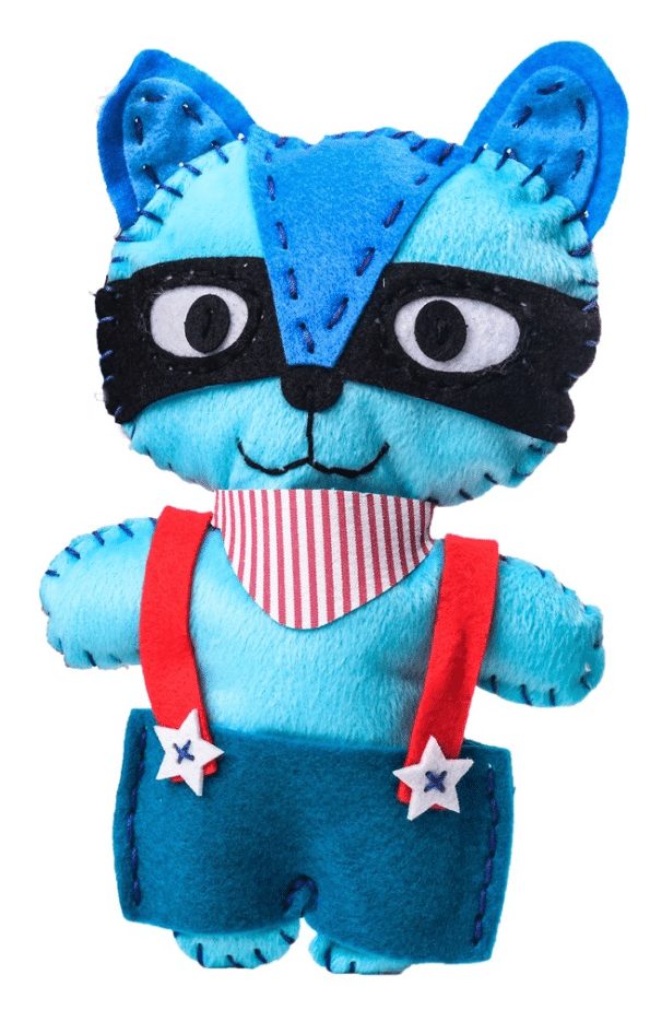 Avenir – Sewing Raccoon